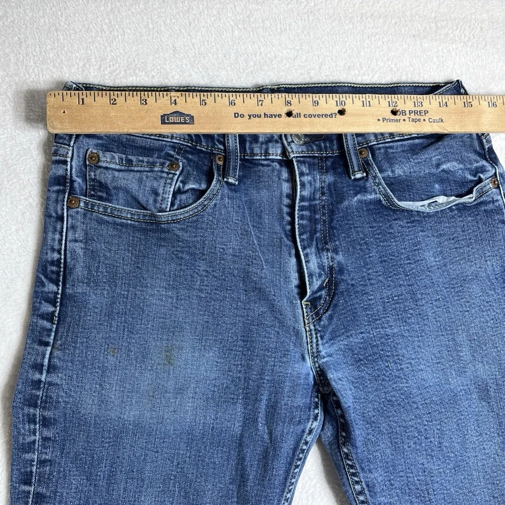 Levi's 514 Straight Leg Regular Fit Med Wash Denim Jeans Men's Size 32x32(31x31)